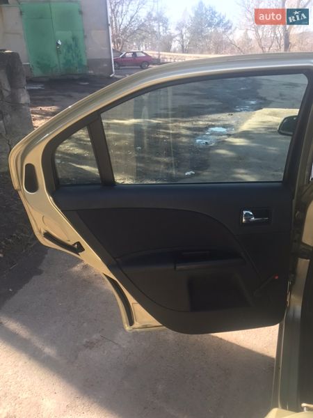 Седан Ford Mondeo 2006 в Ямполі