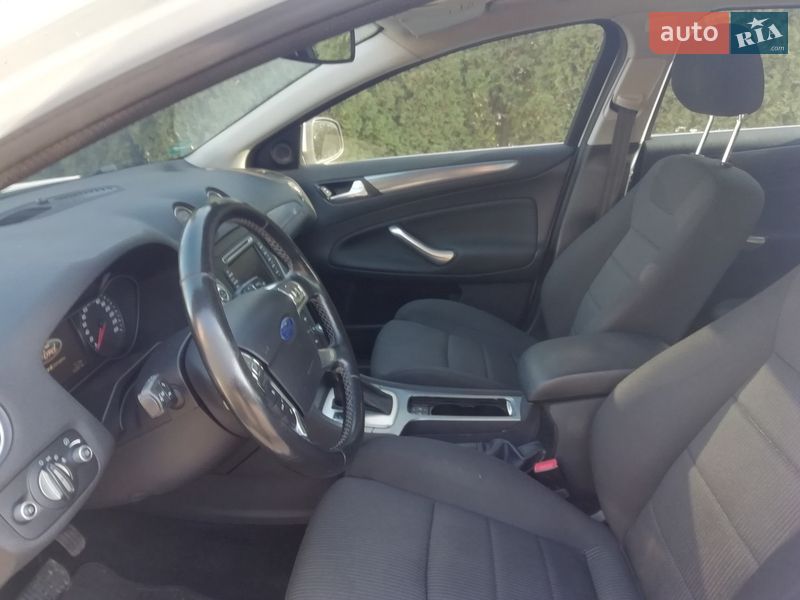 Універсал Ford Mondeo 2012 в Луцьку