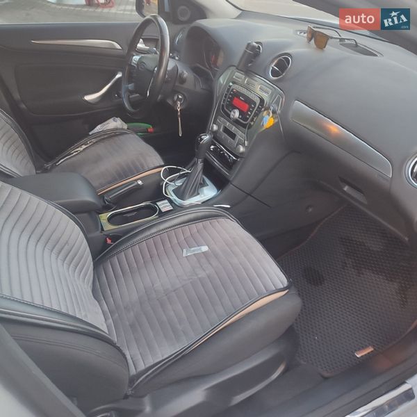 Седан Ford Mondeo 2010 в Чернігові