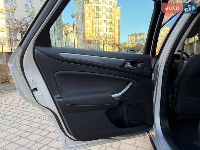 Универсал Ford Mondeo 2012 в Ивано-Франковске