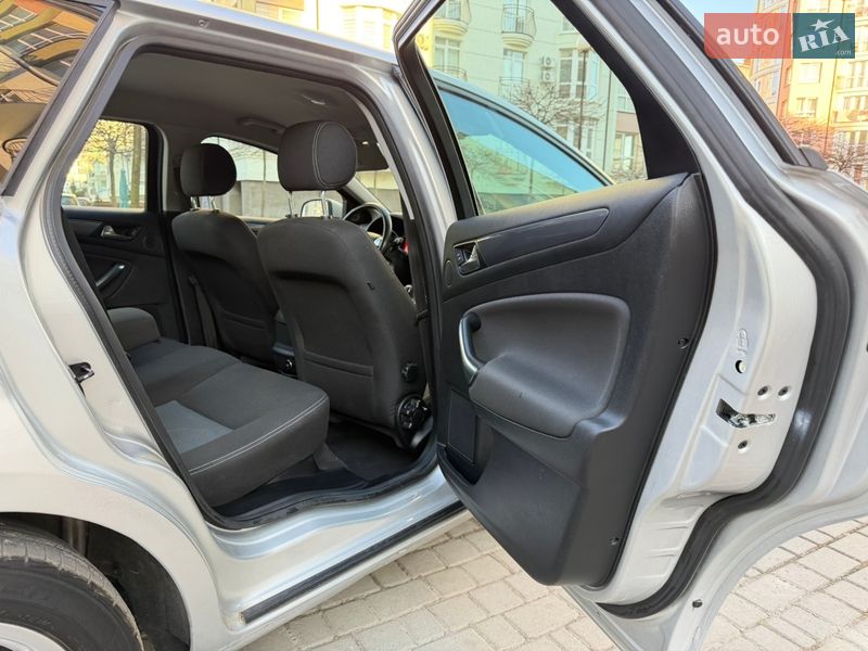 Универсал Ford Mondeo 2012 в Ивано-Франковске