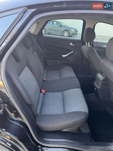 Лифтбек Ford Mondeo 2008 в Луцке