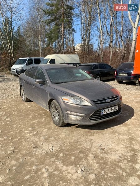Седан Ford Mondeo 2011 в Львові