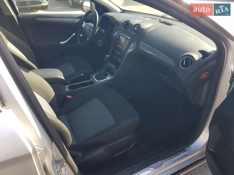 Универсал Ford Mondeo 2013 в Ровно