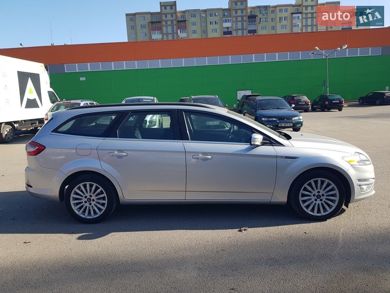 Универсал Ford Mondeo 2013 в Ровно