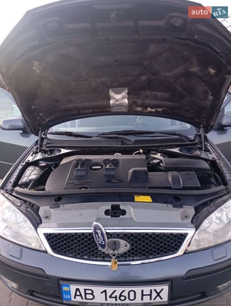 Ліфтбек Ford Mondeo 2004 в Могилів-Подільському