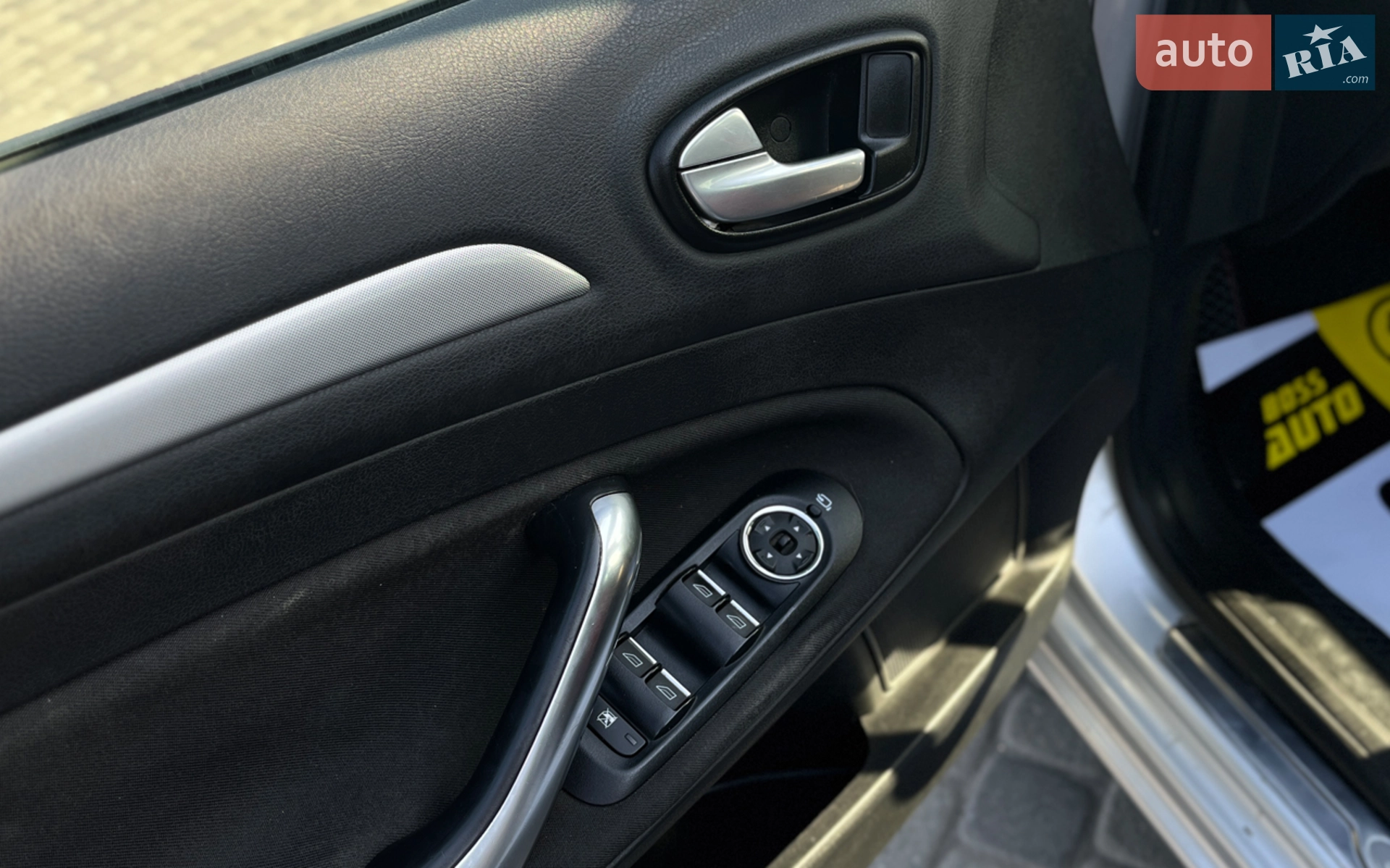 2010 Ford Mondeo - мініатюра 10