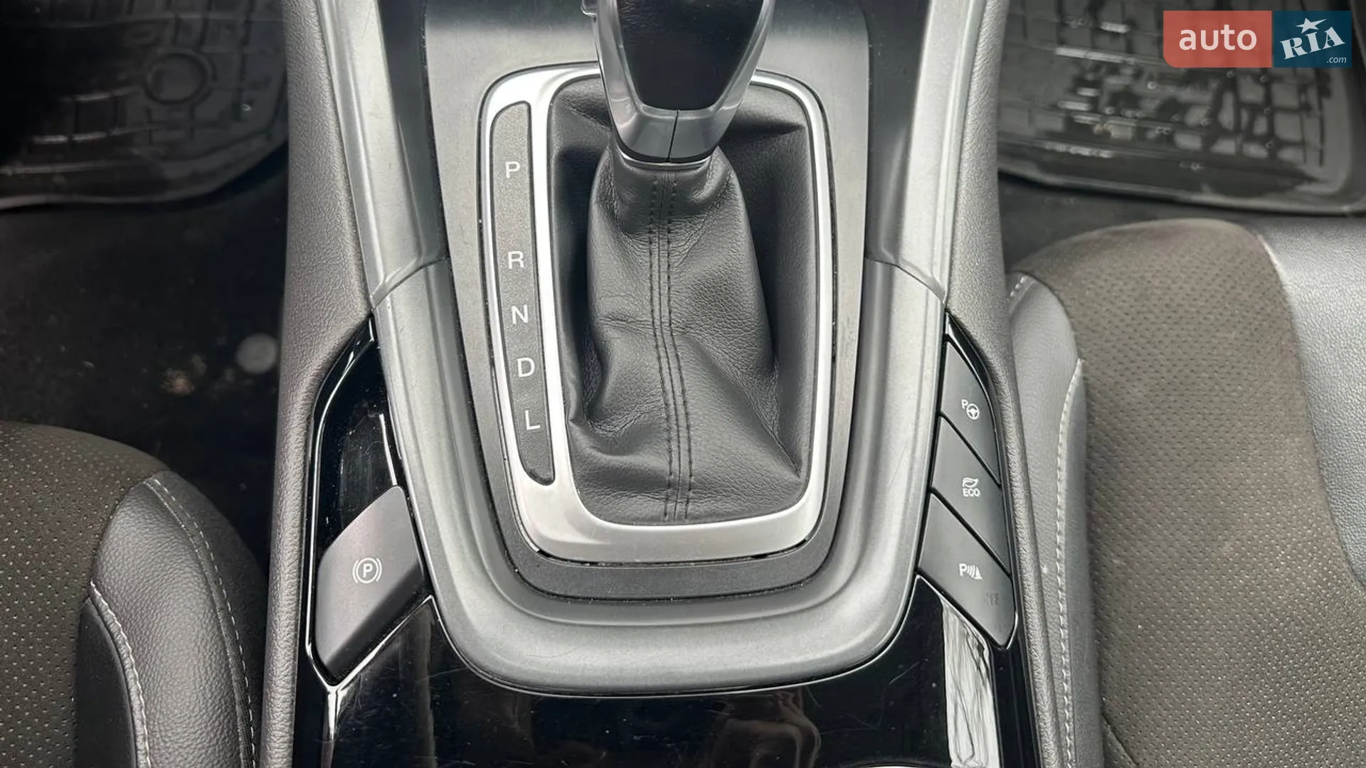 2016 Ford Mondeo - мініатюра 18