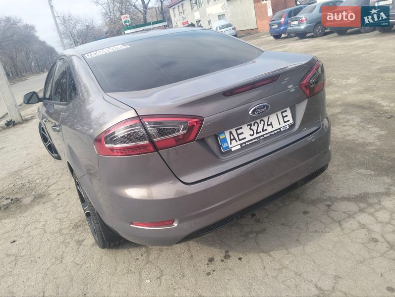 Седан Ford Mondeo 2012 в Днепре