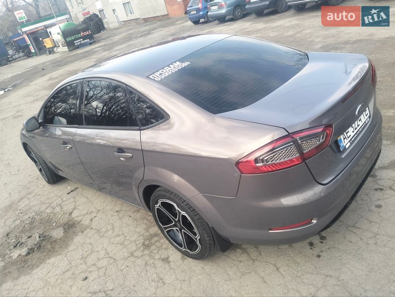 Седан Ford Mondeo 2012 в Днепре