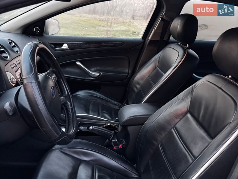 Седан Ford Mondeo 2011 в Ямполе фото 7 Седан Ford Mondeo 2011 в Ямполе