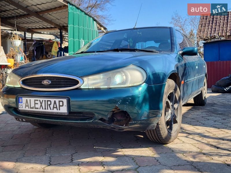 Ford Mondeo 2000