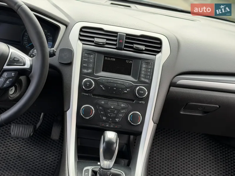 Ford Mondeo 2017 VIN WF0EXXWPCEHJ88817 фото оголошення 28 з 92