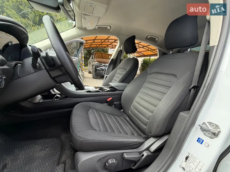 Ford Mondeo 2017 VIN WF0EXXWPCEHJ88817 фото оголошення 32 з 92