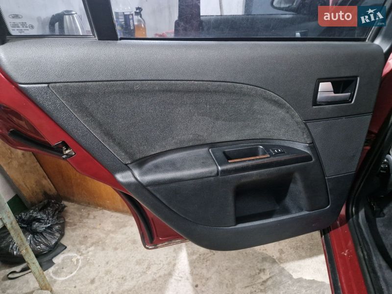 Седан Ford Mondeo 2003 в Львове