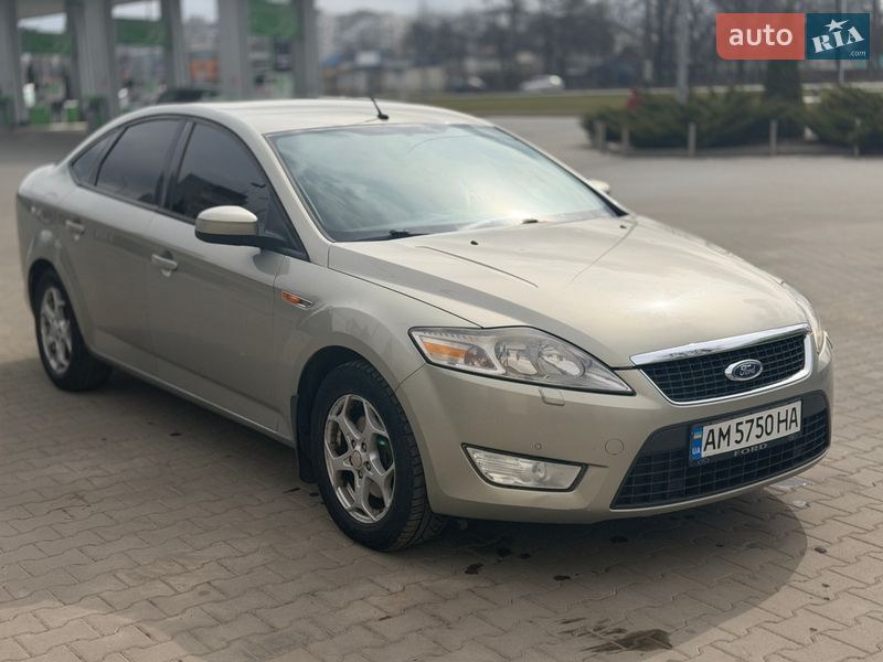 Седан Ford Mondeo 2010 в Житомирі