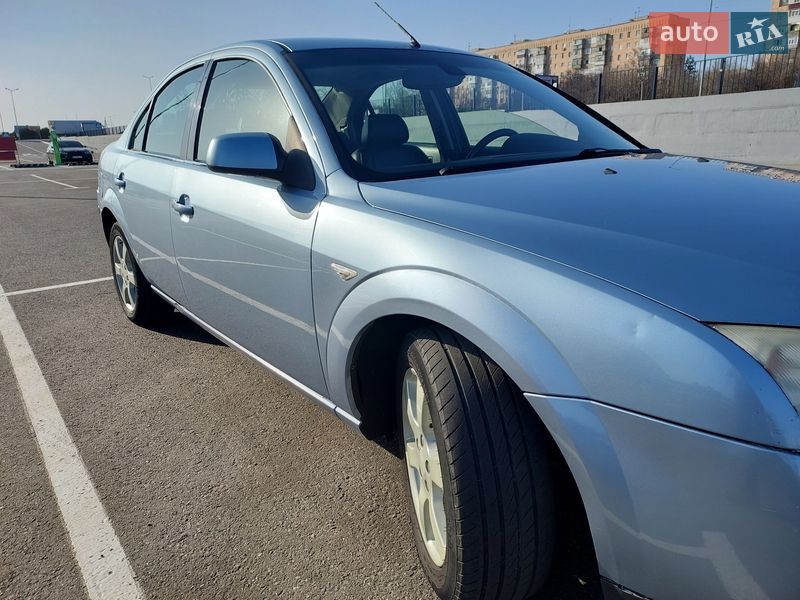 Седан Ford Mondeo 2005 в Полтаві