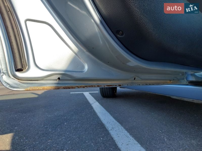 Седан Ford Mondeo 2005 в Полтаві