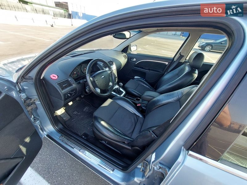 Седан Ford Mondeo 2005 в Полтаві