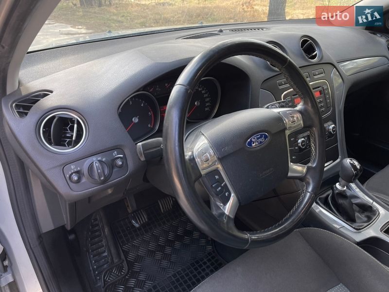 Седан Ford Mondeo 2014 в Славуті фото 67 Седан Ford Mondeo 2014 в Славуті