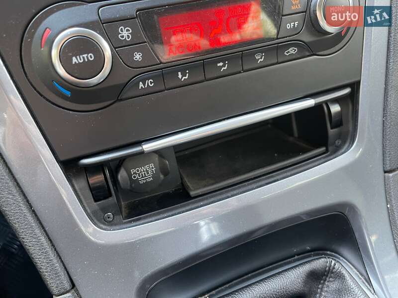 Седан Ford Mondeo 2014 в Славуті фото 93 Седан Ford Mondeo 2014 в Славуті