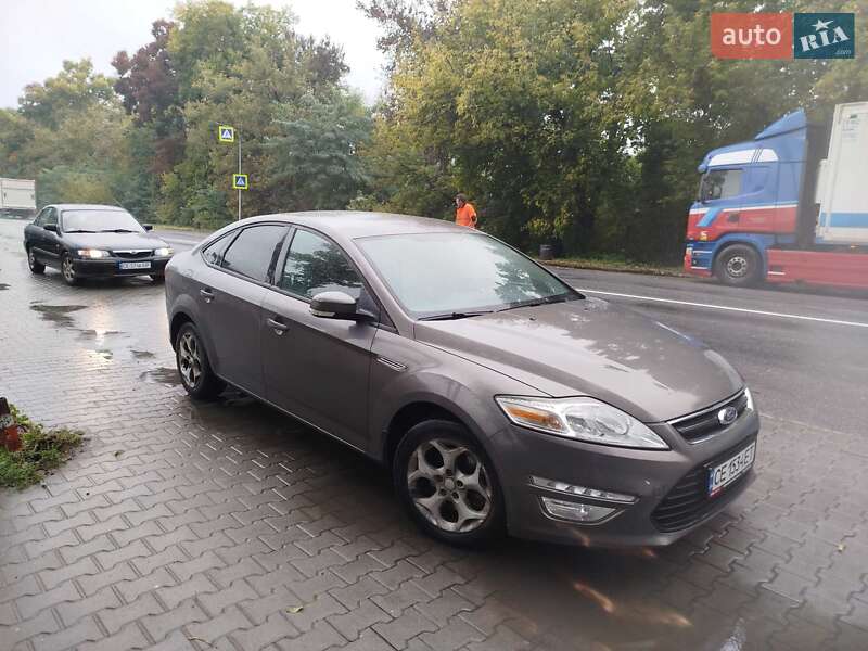 Лифтбек Ford Mondeo 2014 в Вижнице