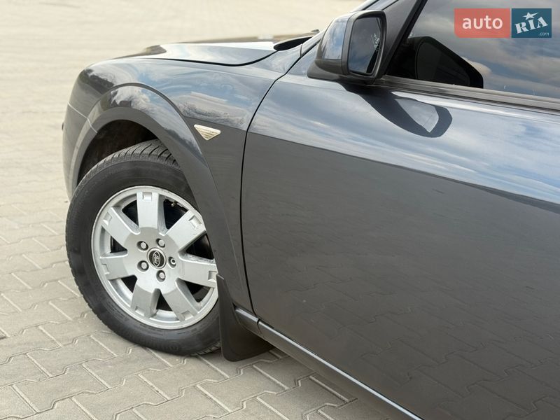 Лифтбек Ford Mondeo 2007 в Черновцах