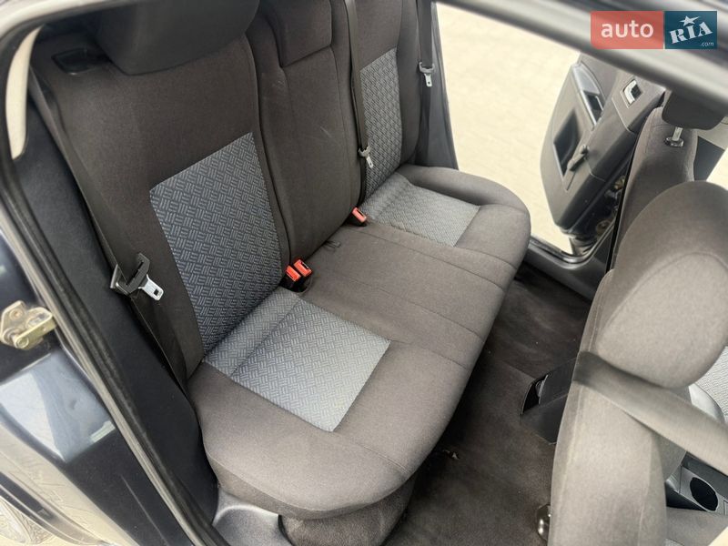 Лифтбек Ford Mondeo 2007 в Черновцах