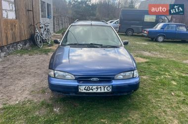 Універсал Ford Mondeo 1995 в Сарнах