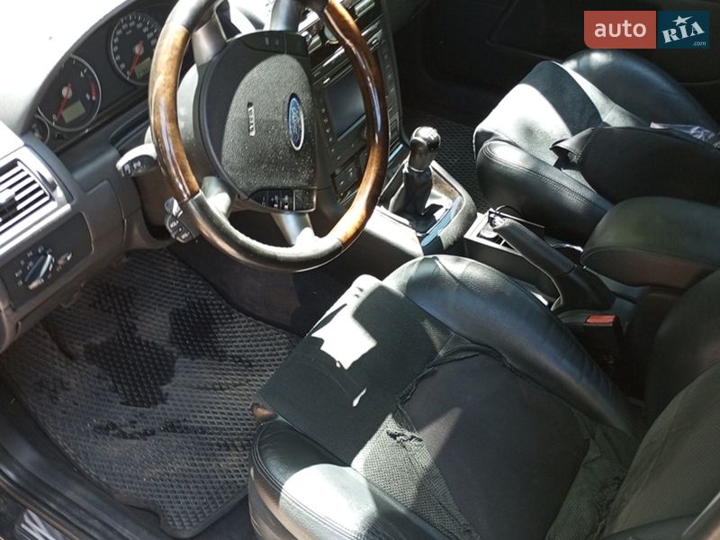 Універсал Ford Mondeo 2004 в Одесі