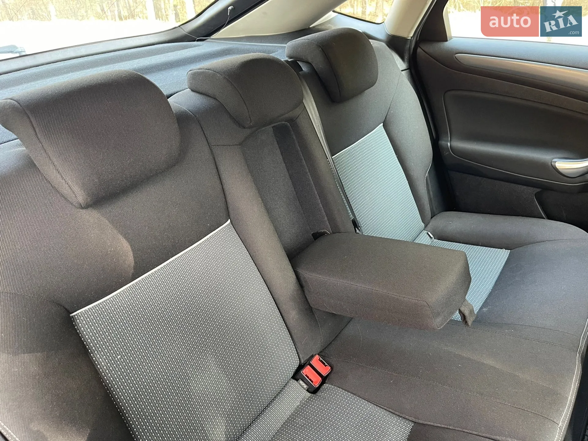 2014 Ford Mondeo - мініатюра 75