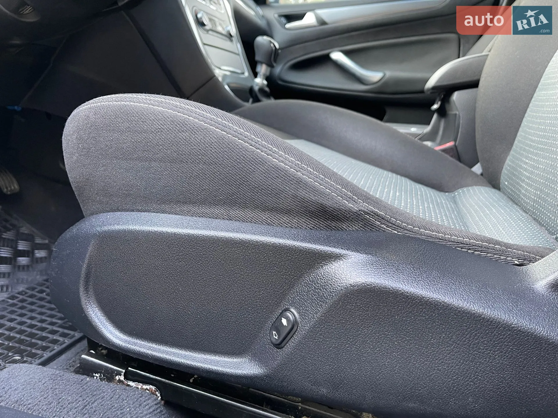 2014 Ford Mondeo - мініатюра 92