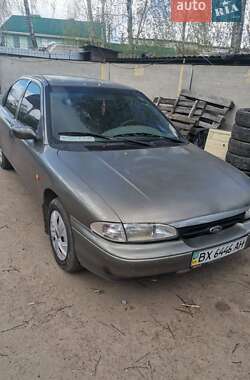 Седан Ford Mondeo 1993 в Чернігові