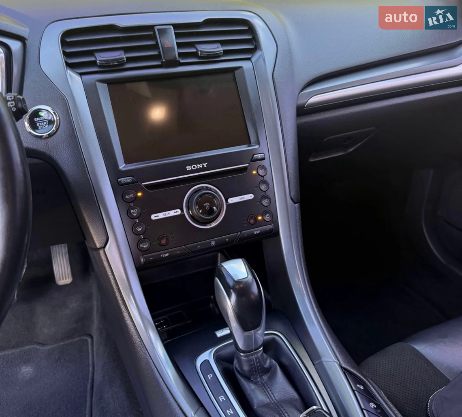 2016 Ford Mondeo - мініатюра 19
