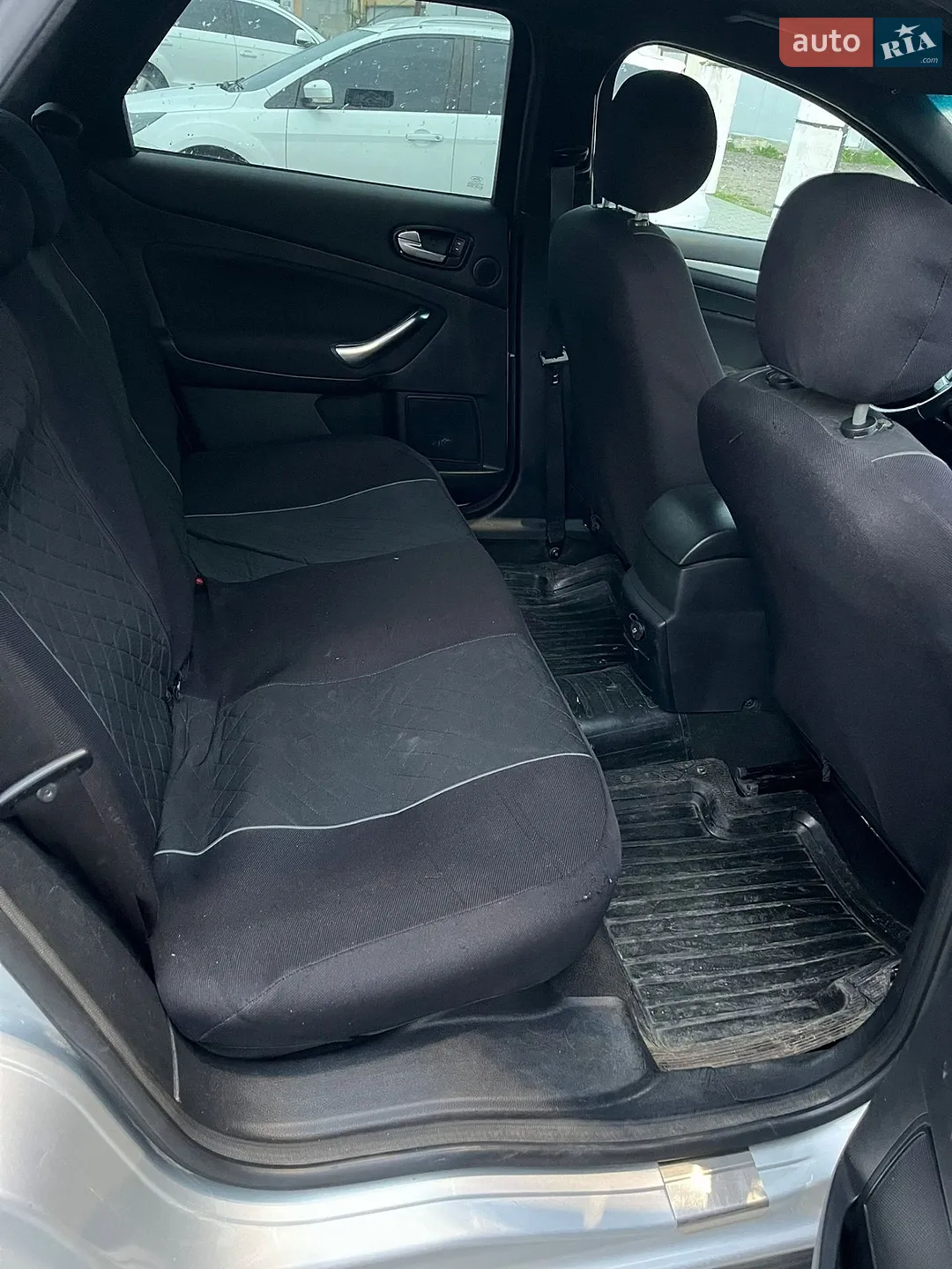 2010 Ford Mondeo - мініатюра 13
