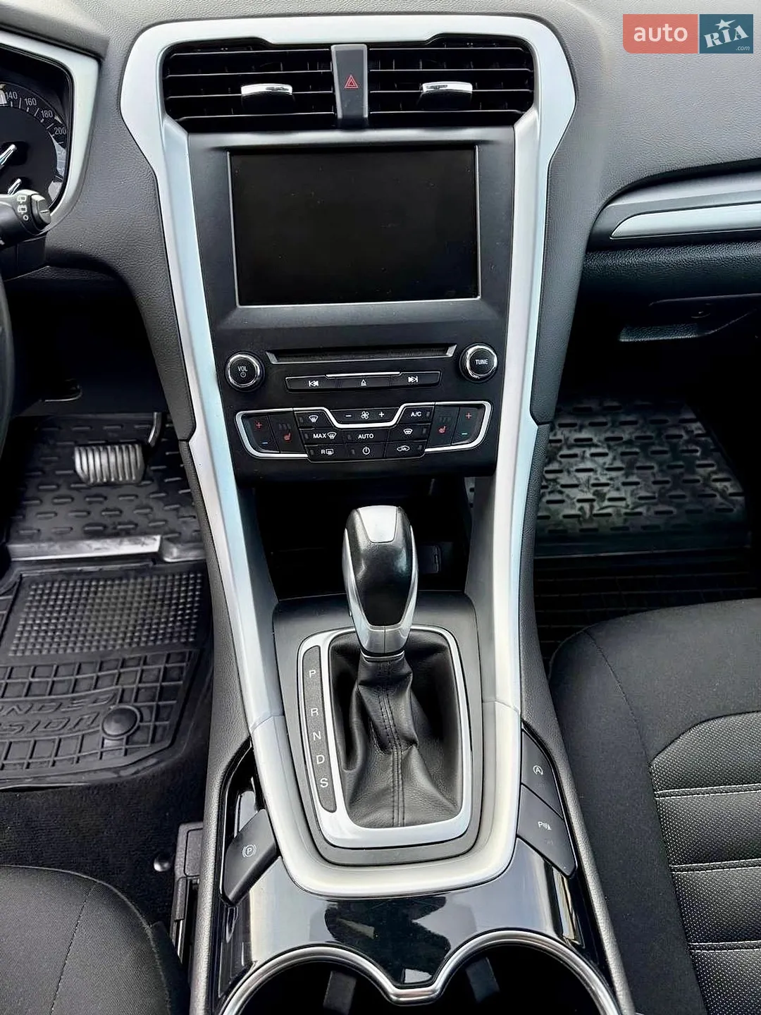 2014 Ford Mondeo - мініатюра 84