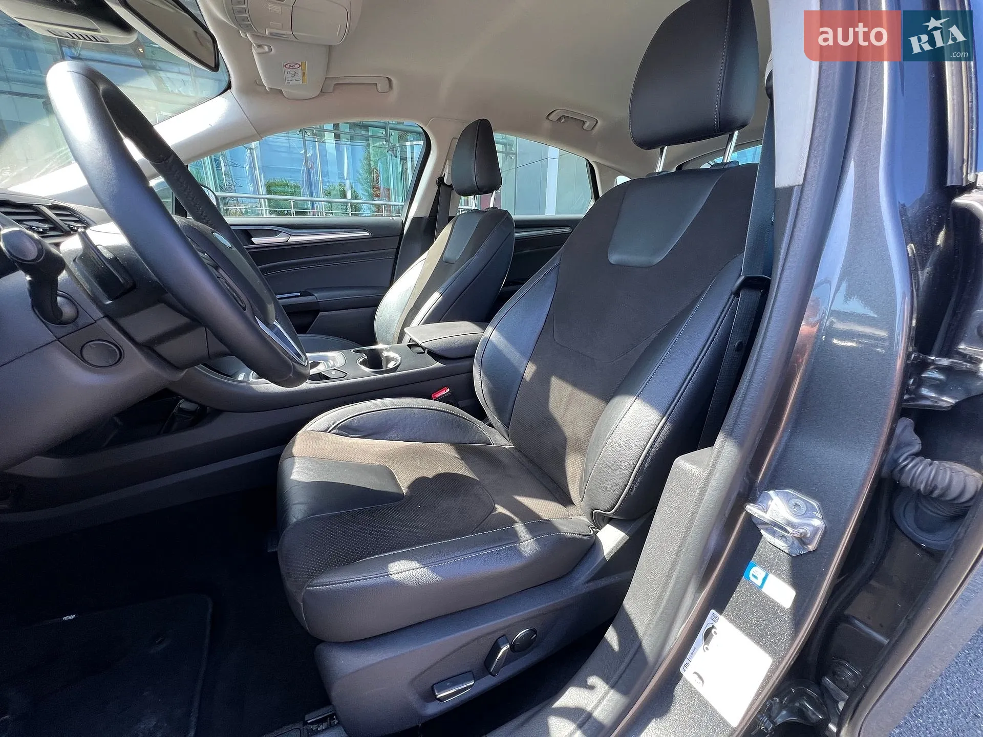 2018 Ford Mondeo - мініатюра 14