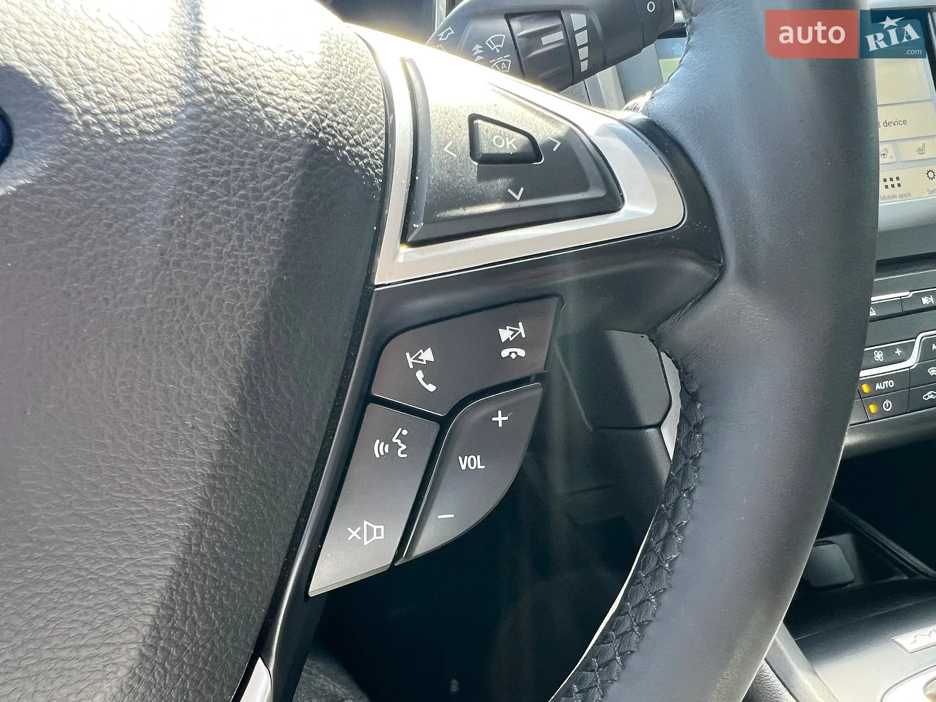 2018 Ford Mondeo - мініатюра 40