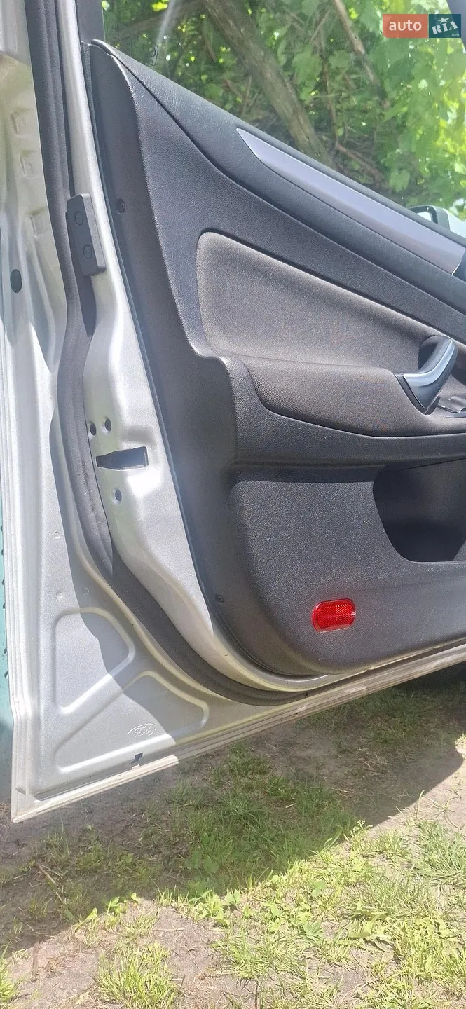 2014 Ford Mondeo - мініатюра 19
