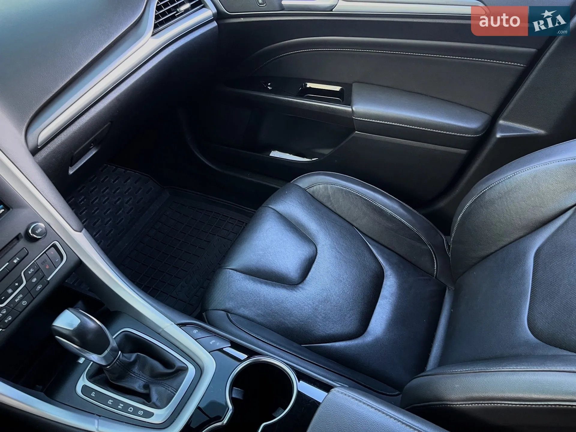 2015 Ford Mondeo - мініатюра 18