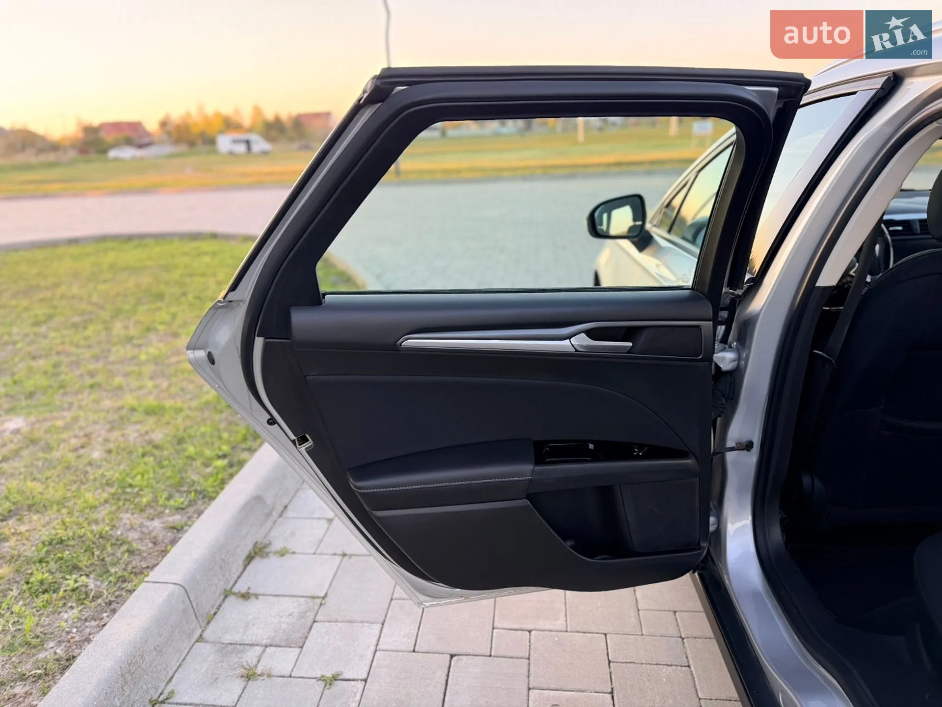 2016 Ford Mondeo - мініатюра 28
