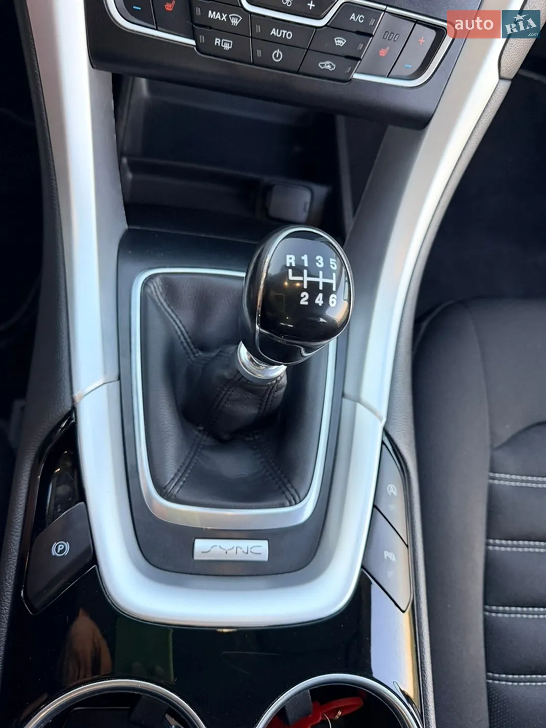 2016 Ford Mondeo - мініатюра 45