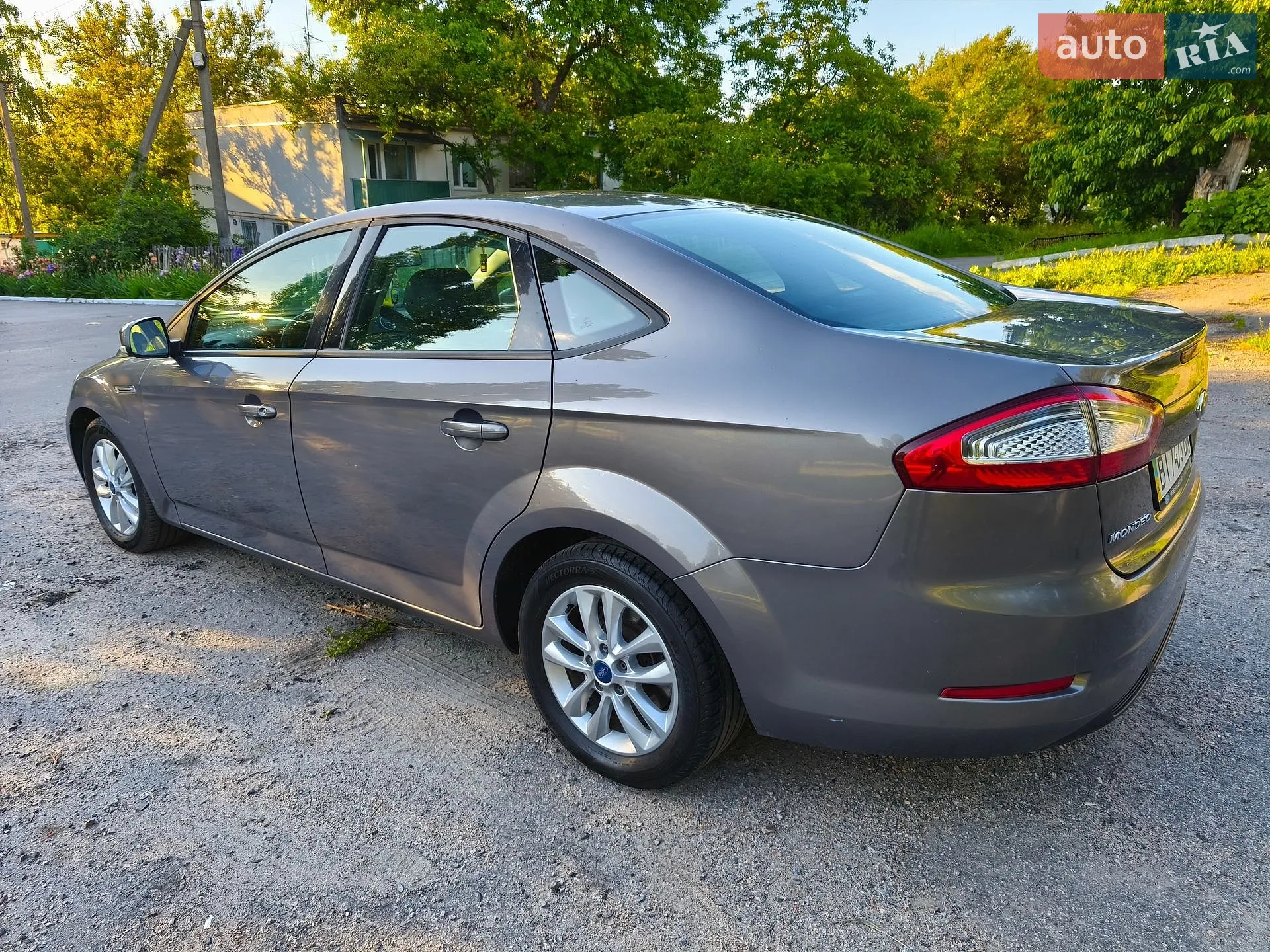2011 Ford Mondeo - мініатюра 12