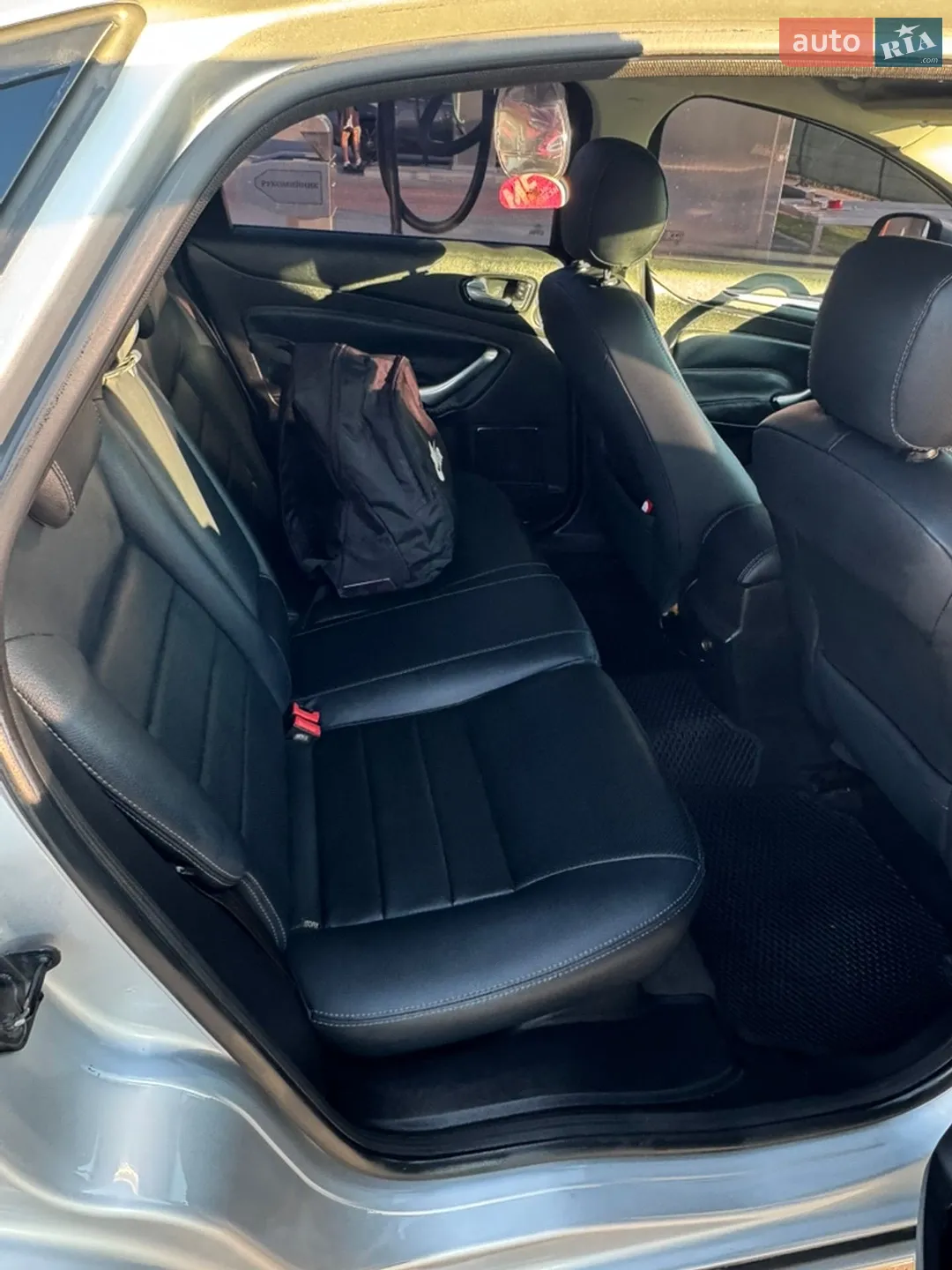 2010 Ford Mondeo - мініатюра 10