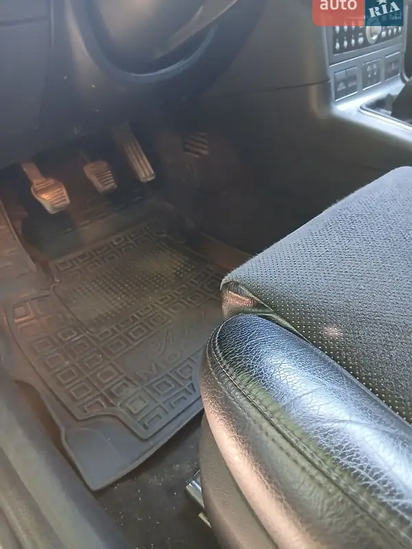 Ford Mondeo 2004 VIN WF0WXXGBBW4L55168 фото оголошення 5 з 62