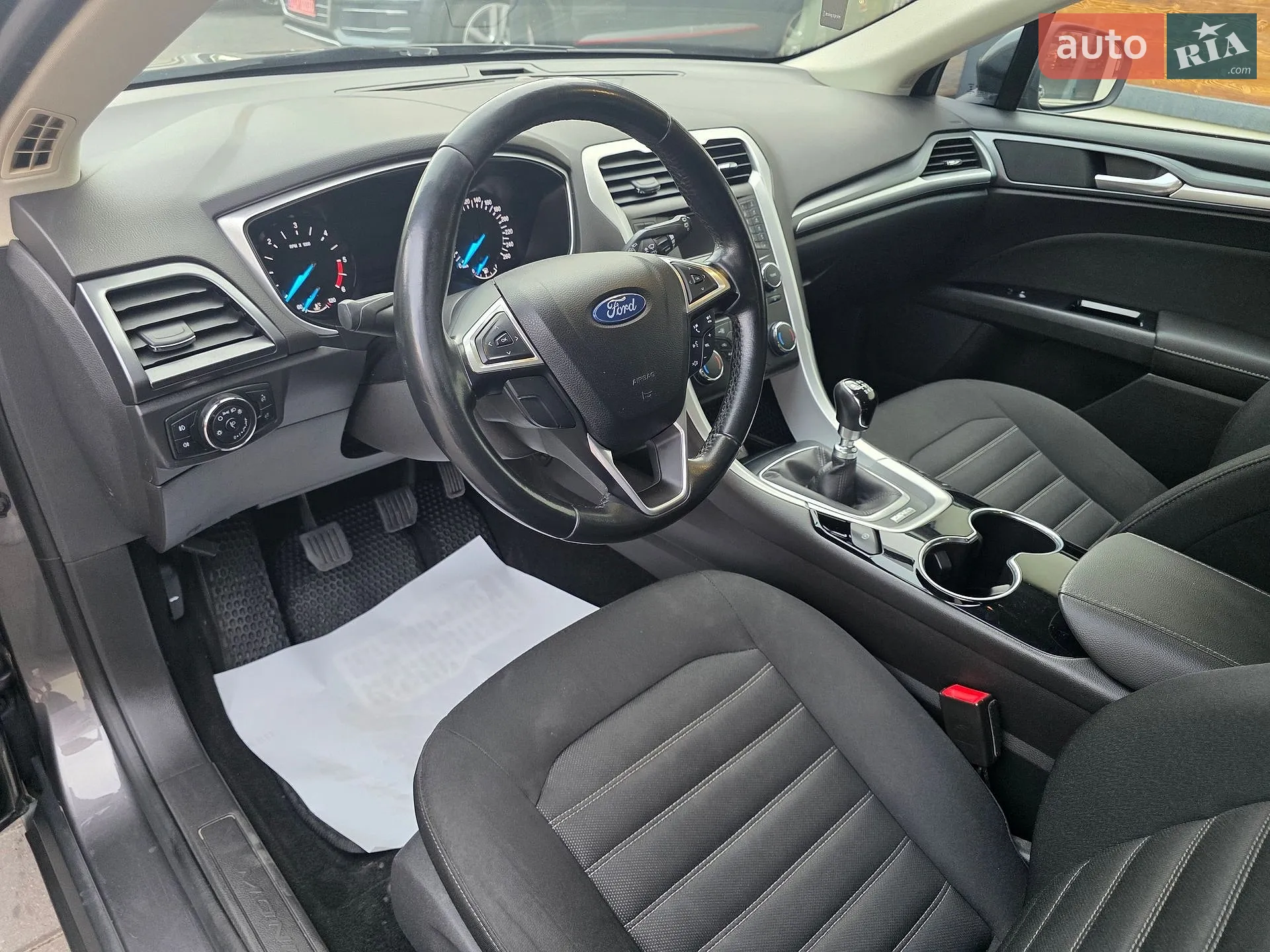 2015 Ford Mondeo - мініатюра 32