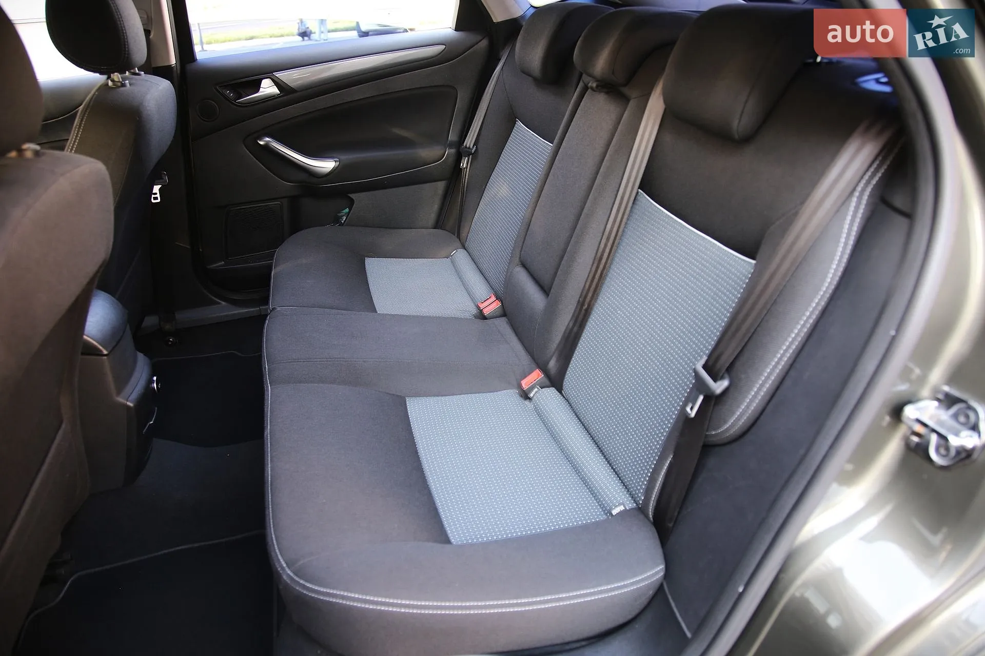 2013 Ford Mondeo - мініатюра 10
