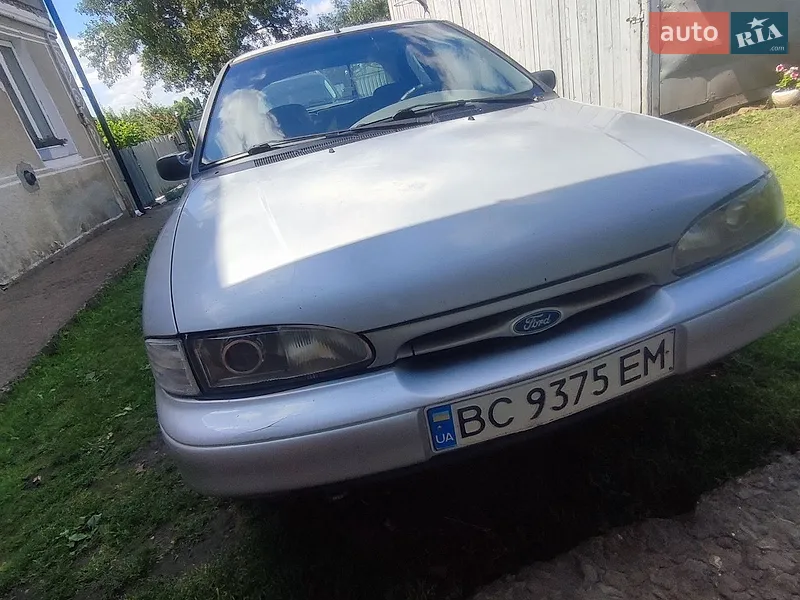Ford Mondeo