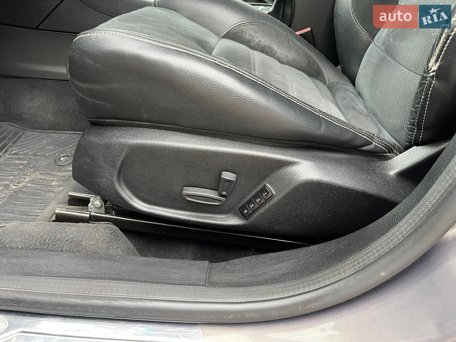 2011 Ford Mondeo - мініатюра 29