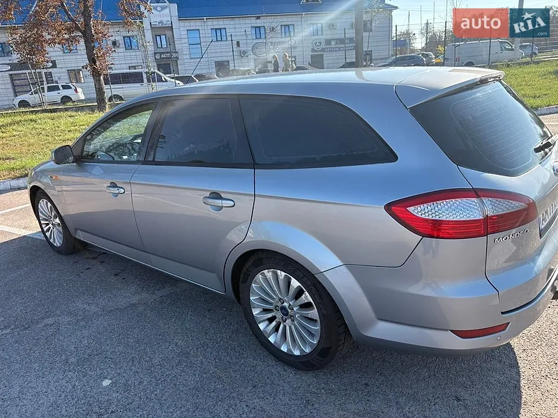 Ford Mondeo